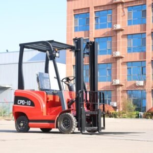 Front view of MIWO CPD-10 1 ton electric forklift