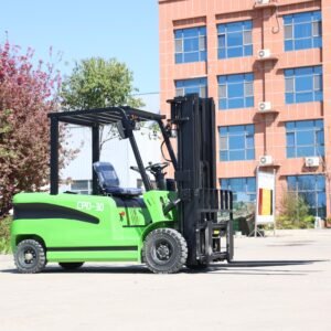 Front angled outdoor shot of MIWO CPD‑30 3 ton electric forklift